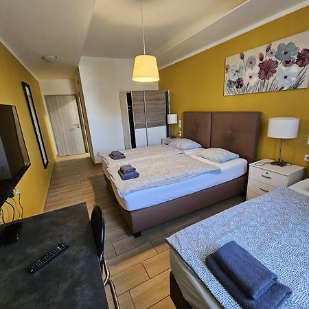 זאגרב Royal Apartments & Rooms מראה חיצוני תמונה