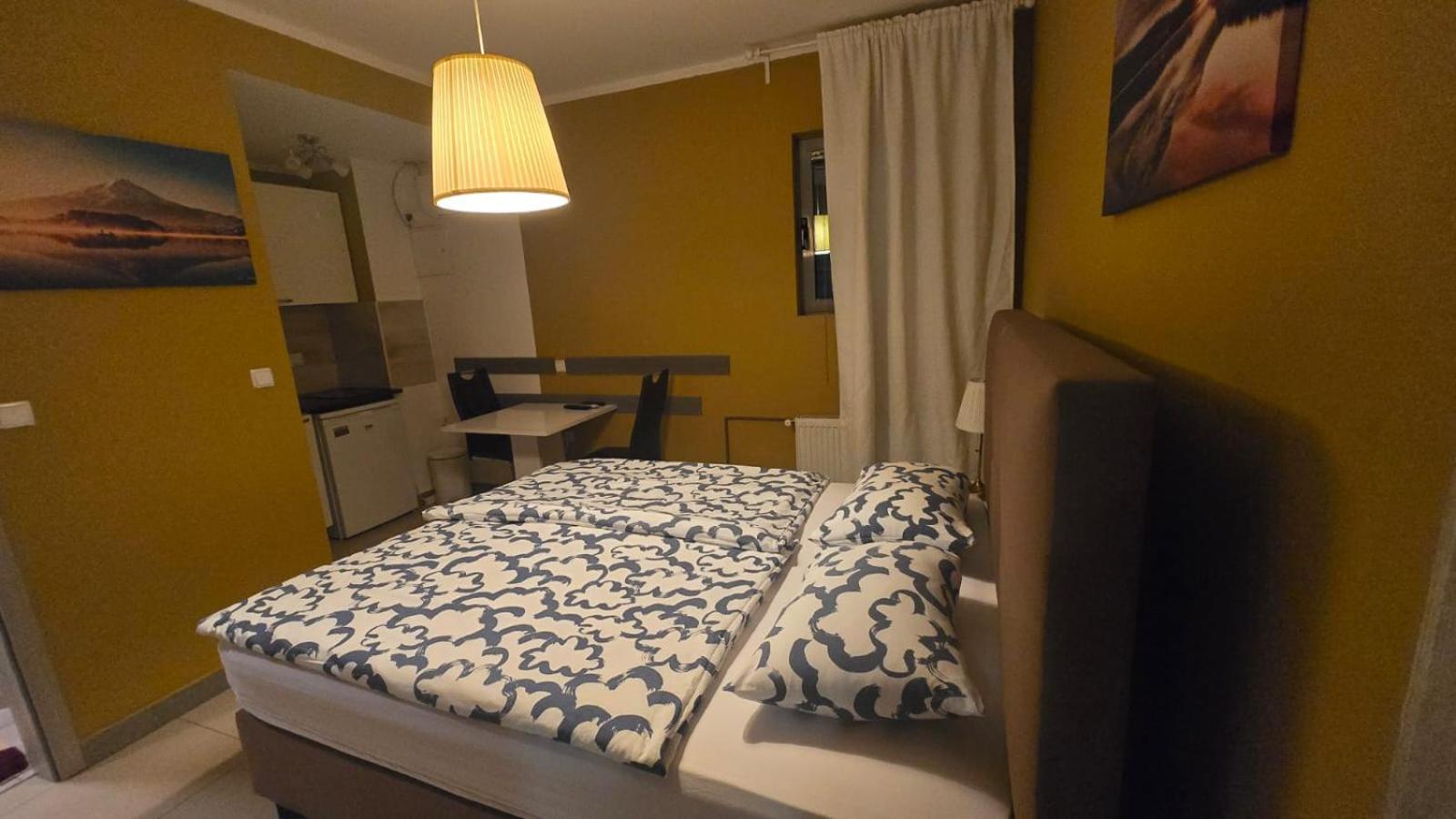 זאגרב Royal Apartments & Rooms מראה חיצוני תמונה