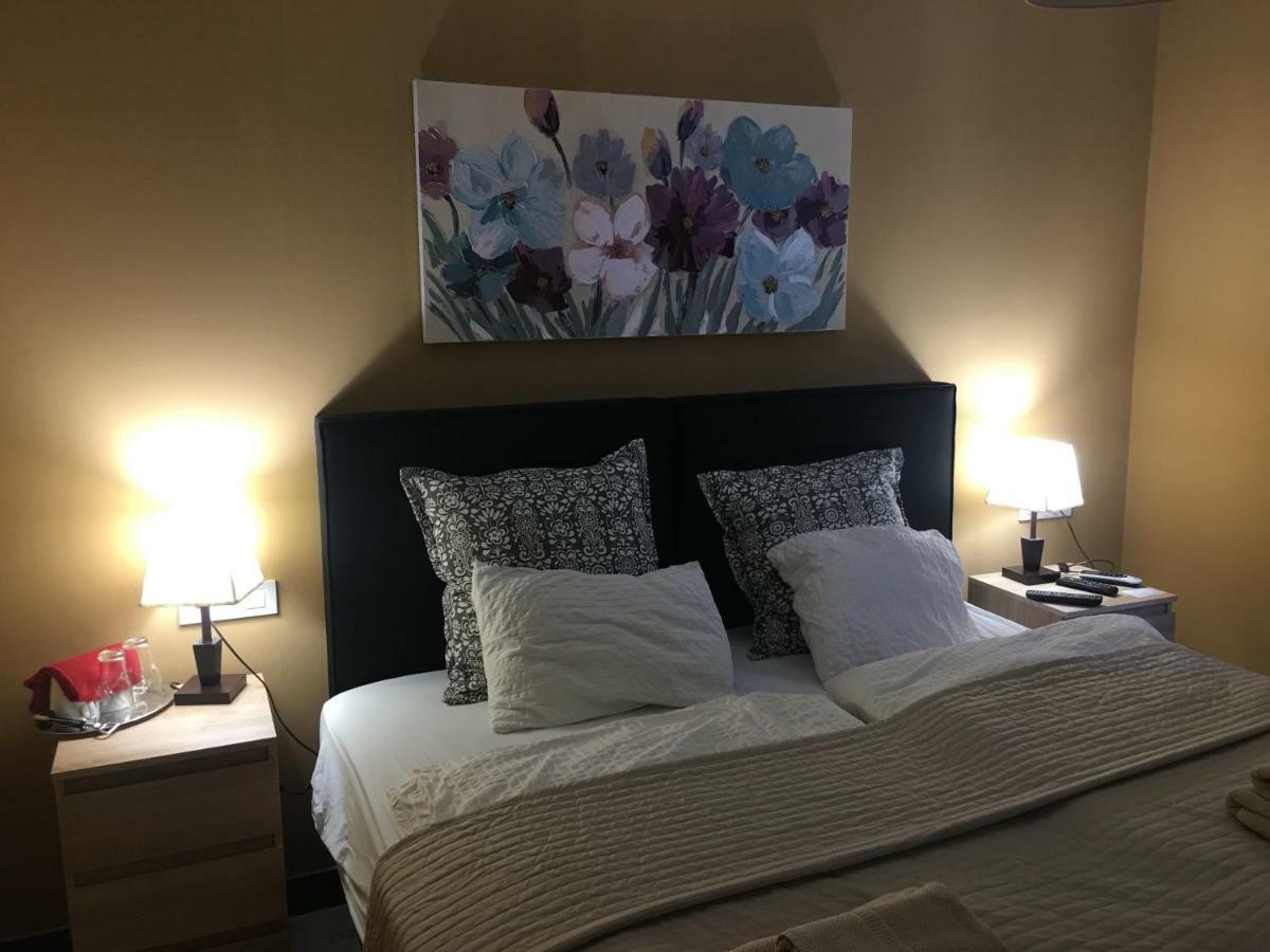 זאגרב Royal Apartments & Rooms מראה חיצוני תמונה